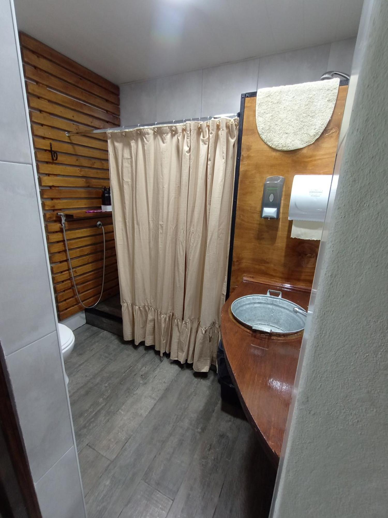 Escala Ezeiza Loft Con Desayuno Apartman Luis Guillon Kültér fotó